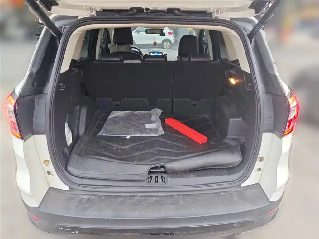 Ford Kuga 2018 — фото 10