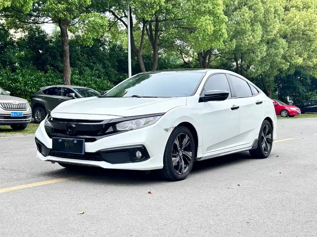 Honda Civic 2020 — фото 1