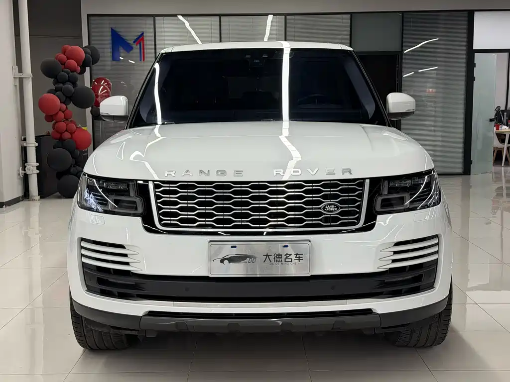 Land Rover Range Rover 2018 — фото 1
