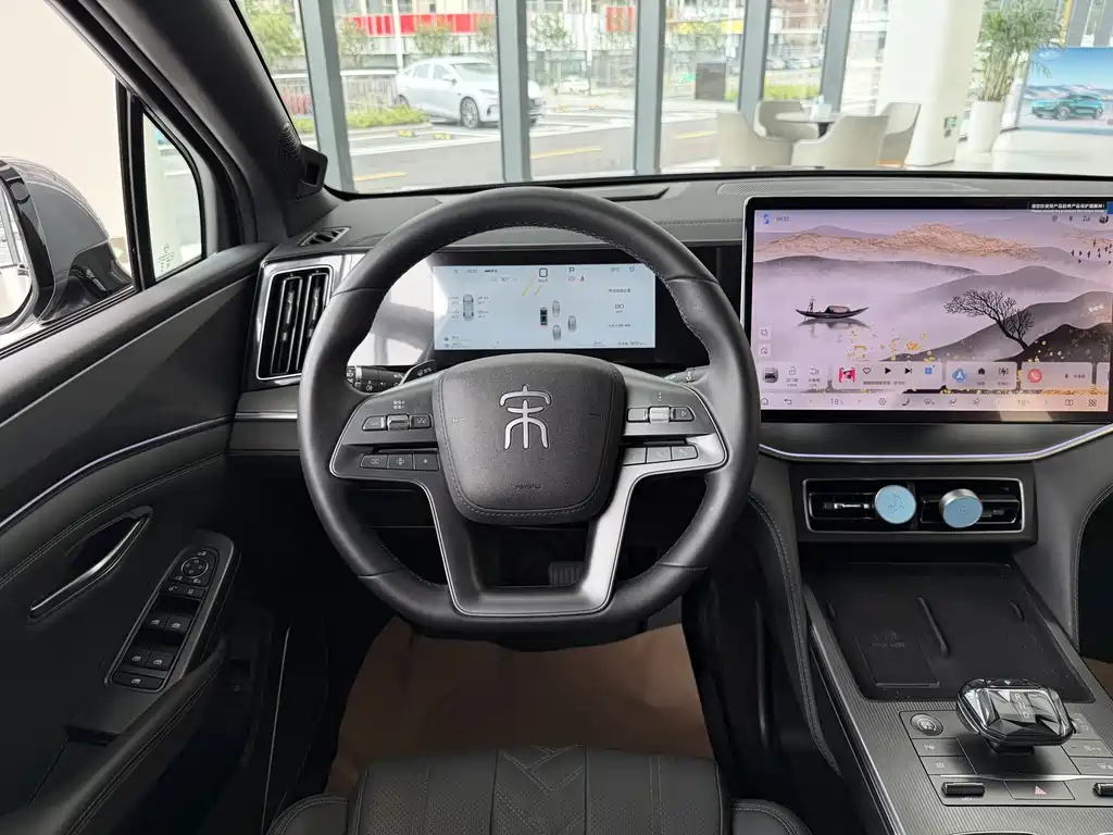 BYD L DM-i 2026 — фото 14
