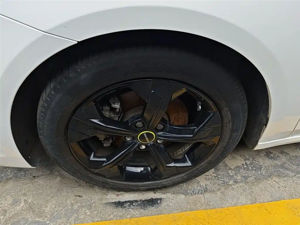 Roewe i6 MAX 2021 — фото 23