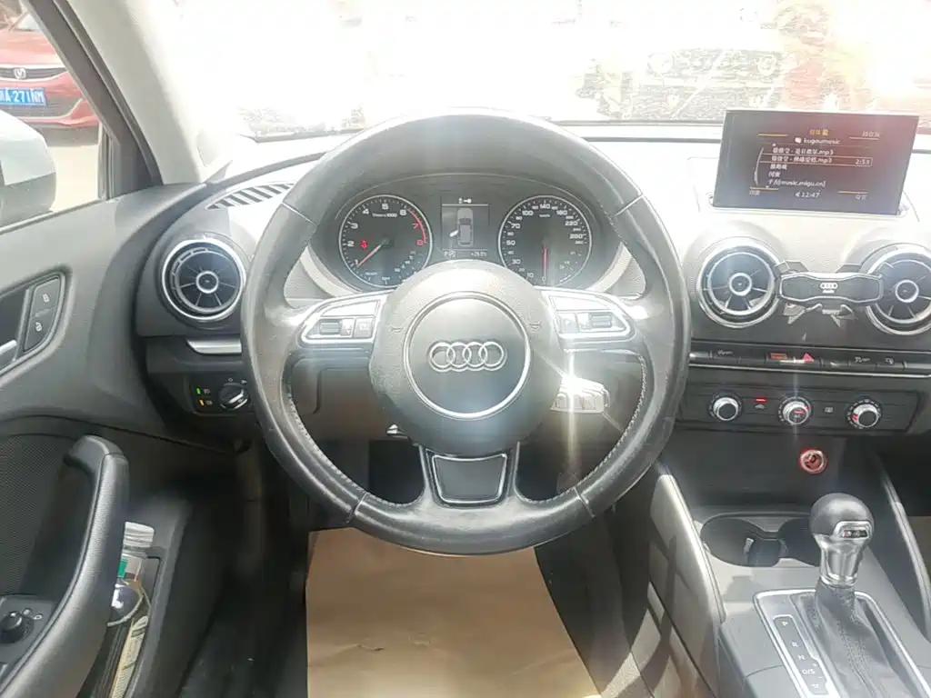 Audi A3 2016 — фото 11
