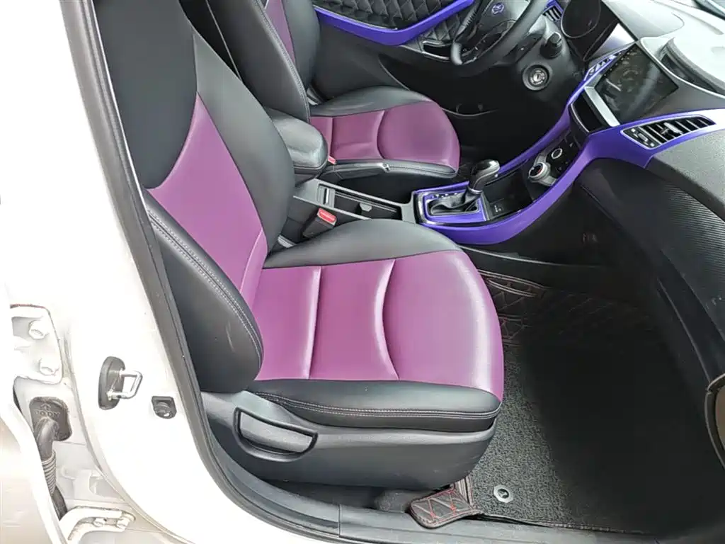 Hyundai Elantra Langdong 2017 — фото 25