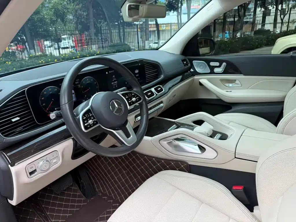 Mercedes-Benz GLE 2020 — фото 32