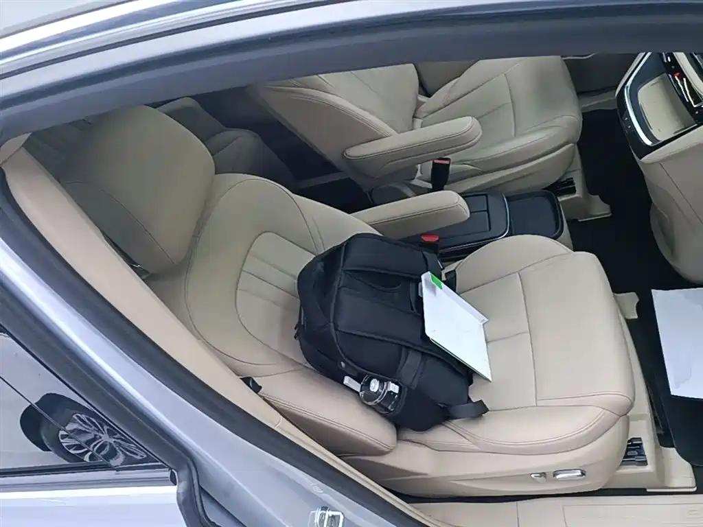 Buick GL8 Hybrid 2025 — фото 25