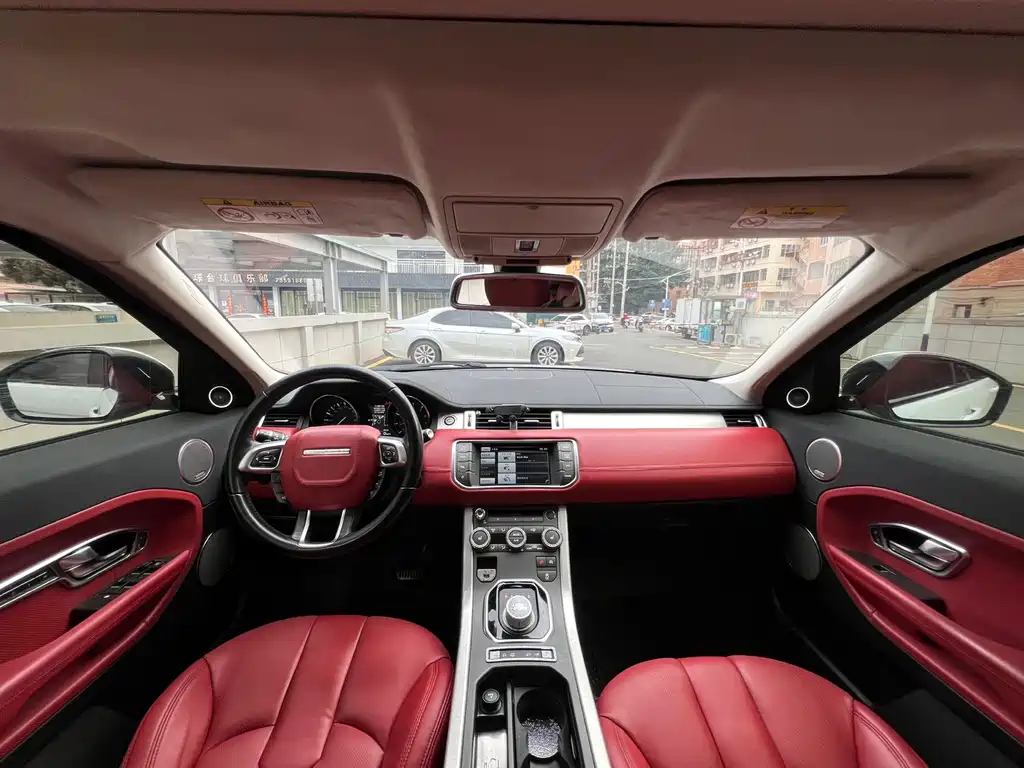 Land Rover Evoque 2015 — фото 6