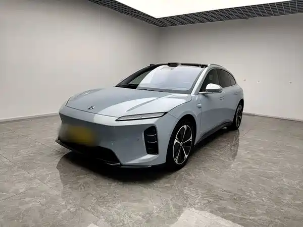 NIO ET5T 2025