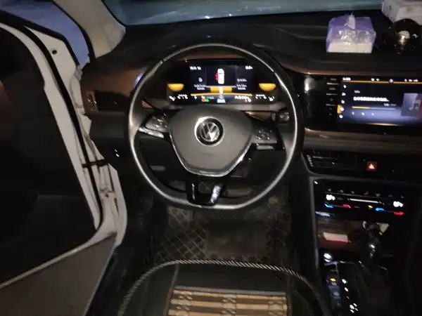 Volkswagen Tharu 2022