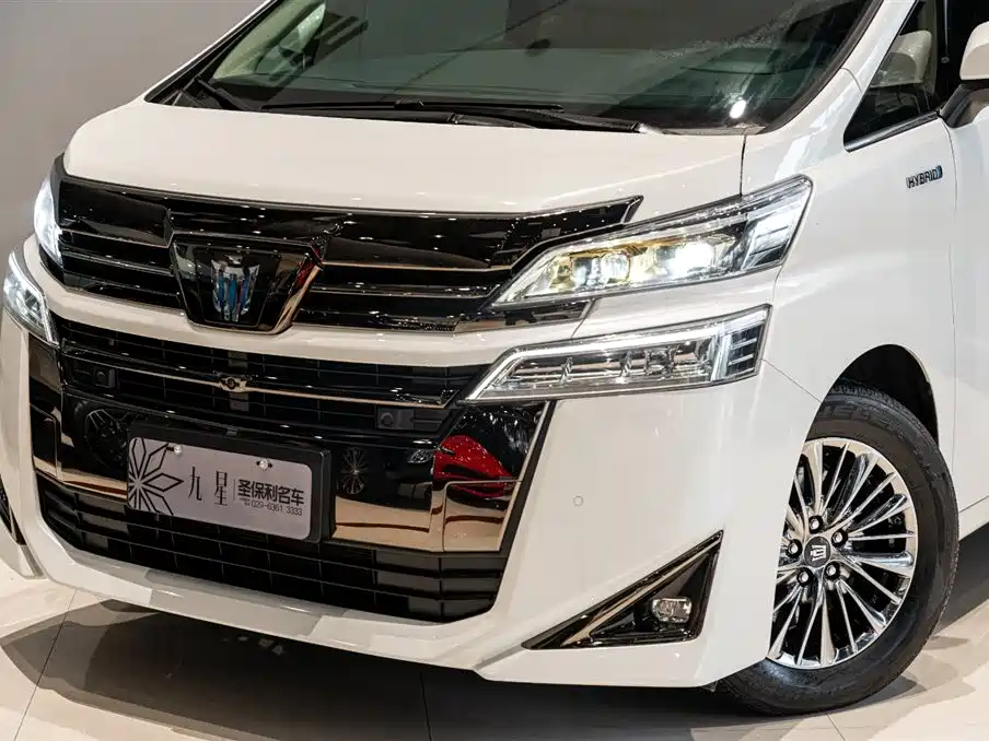 Toyota Vellfire 2023 — фото 18