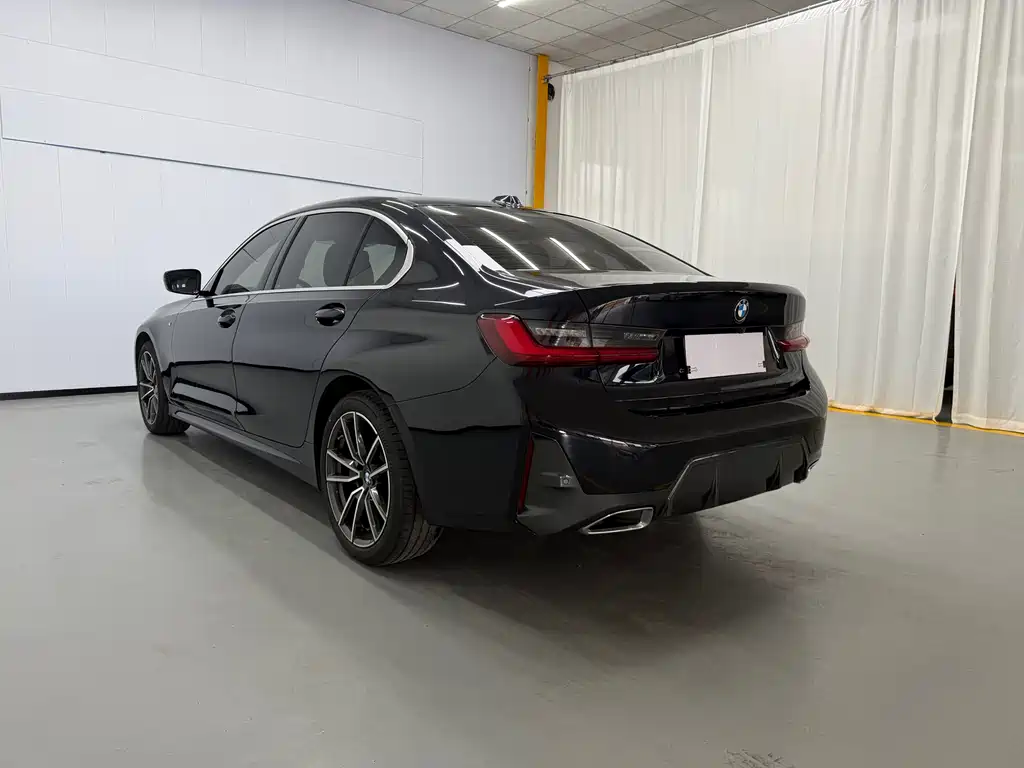 BMW 3 Series 2023