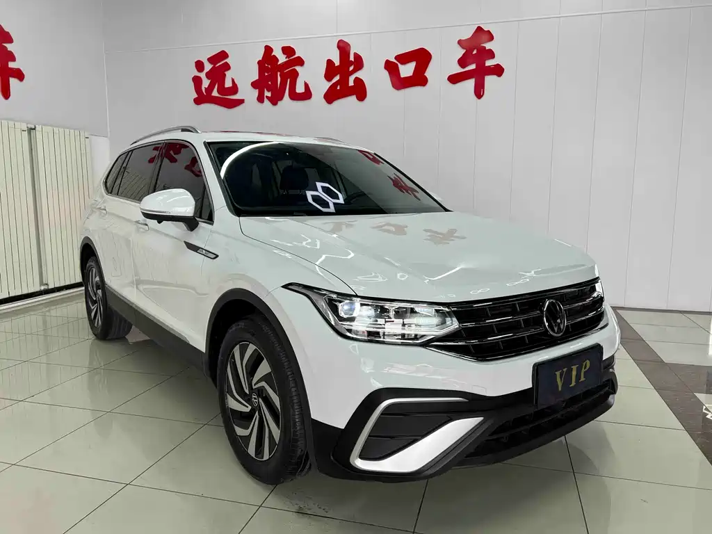Volkswagen Tiguan L 2022 — фото 3