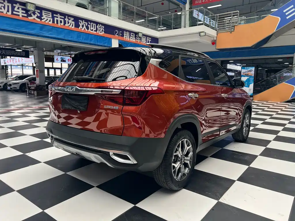 Kia KX3 2021 — фото 19