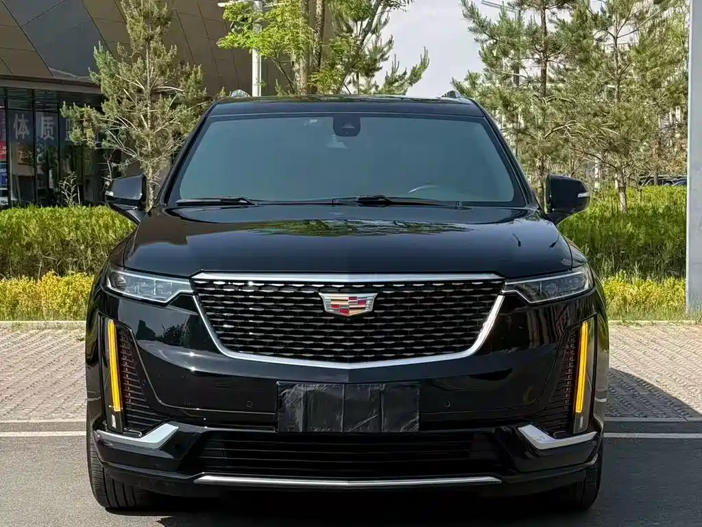 Cadillac XT6 2021 — фото 2