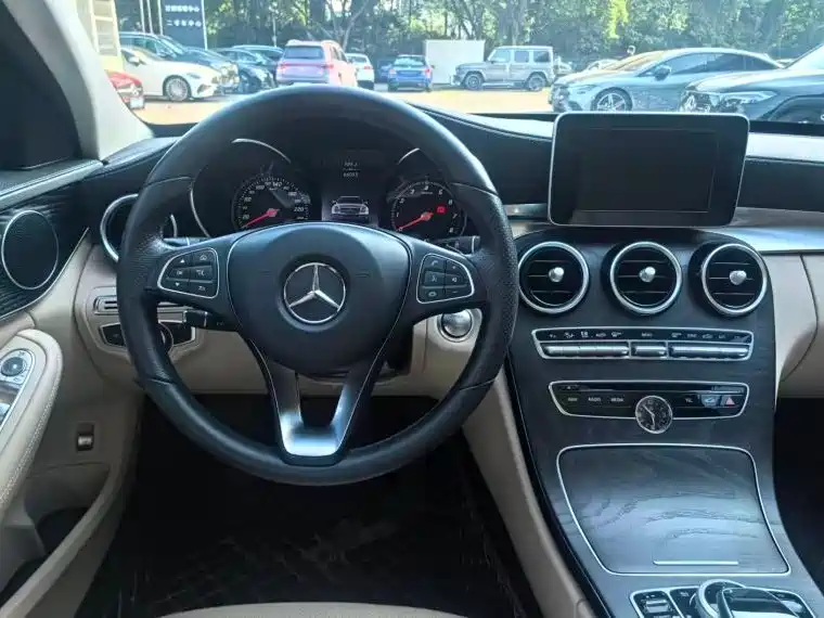 Mercedes-Benz C-Class 2018