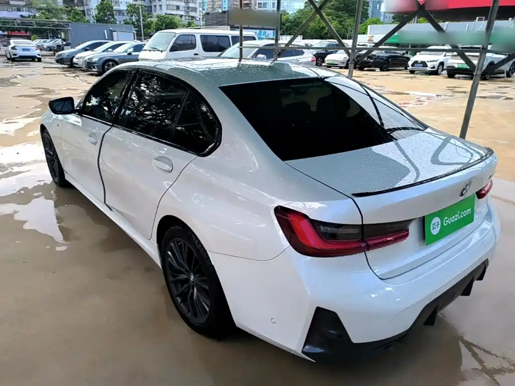 BMW 3 Series 2024