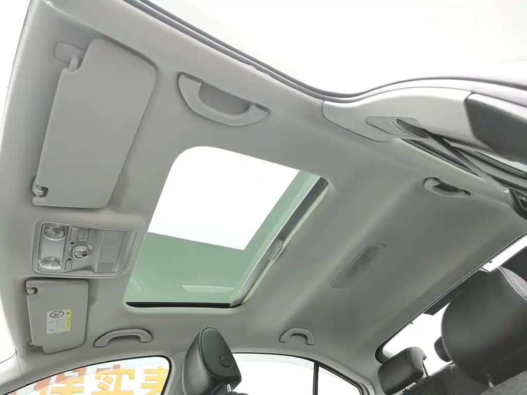 Skoda Octavia 2020 — фото 14