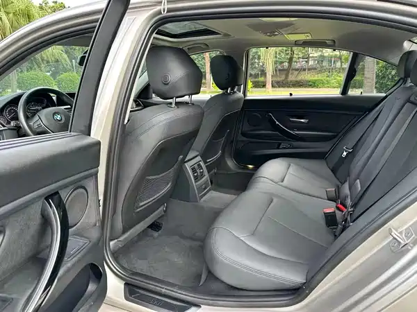 BMW 3 Series 2018
