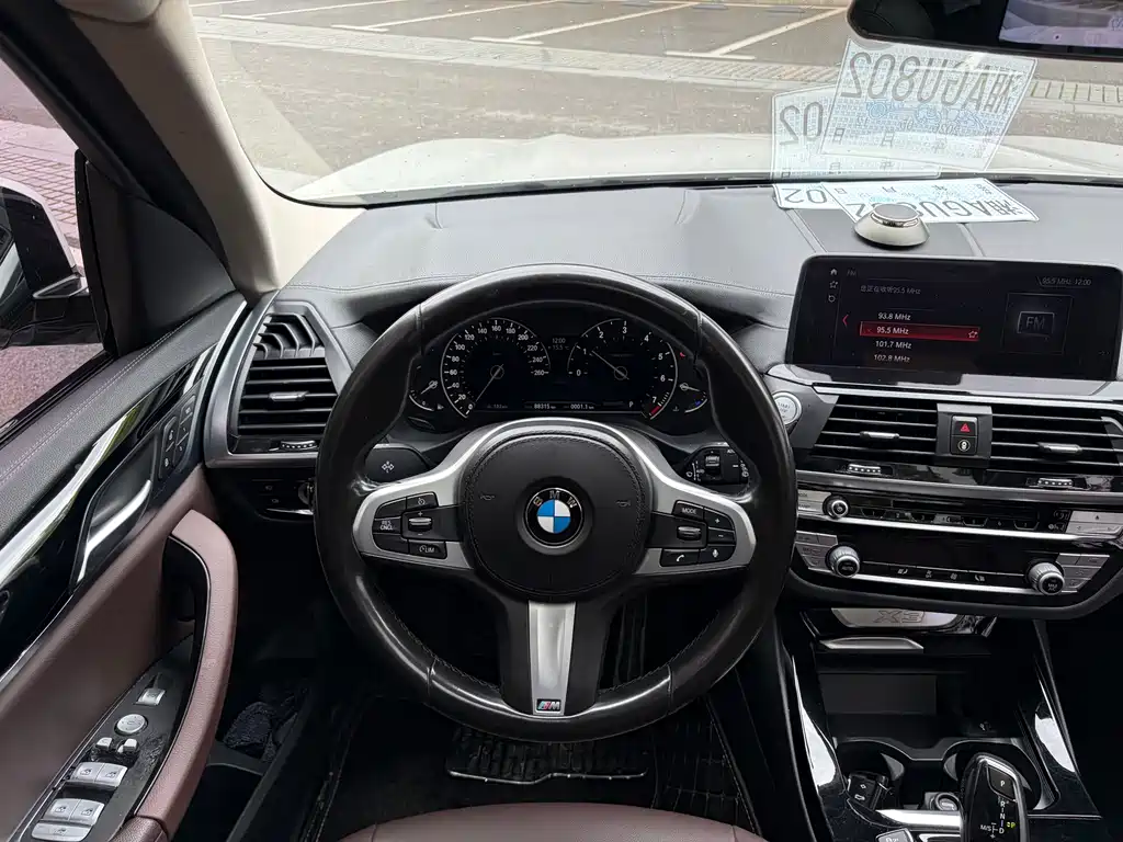 BMW X3 2018 — фото 11