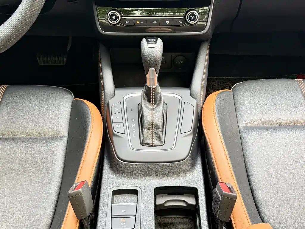 Ford Focus 2023 — фото 12