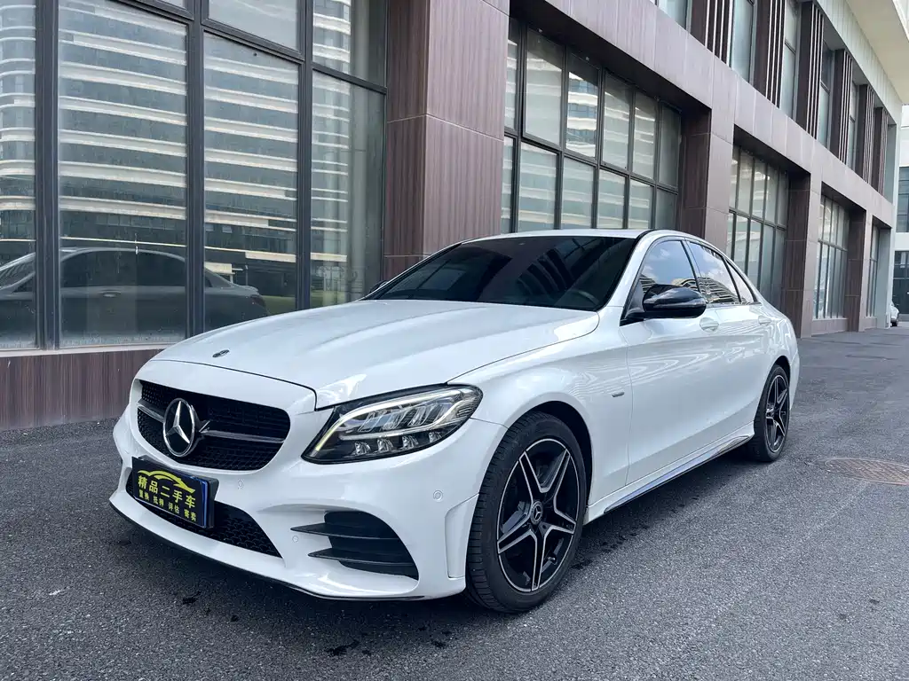 Mercedes-Benz C-Class 2020