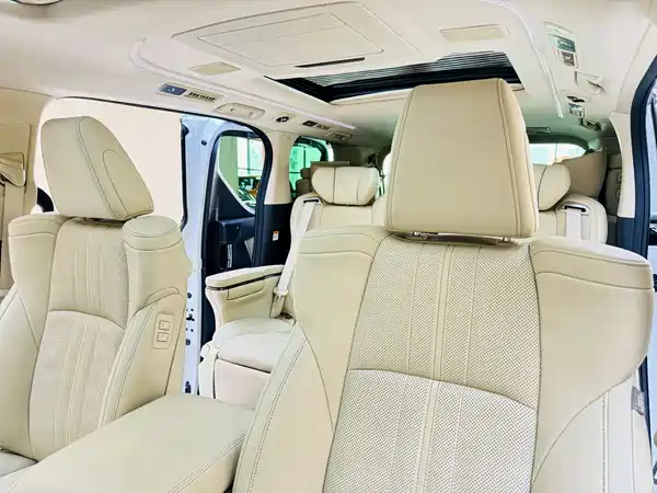 Toyota Vellfire 2021
