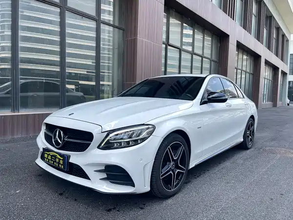 Mercedes-Benz C-Class 2020