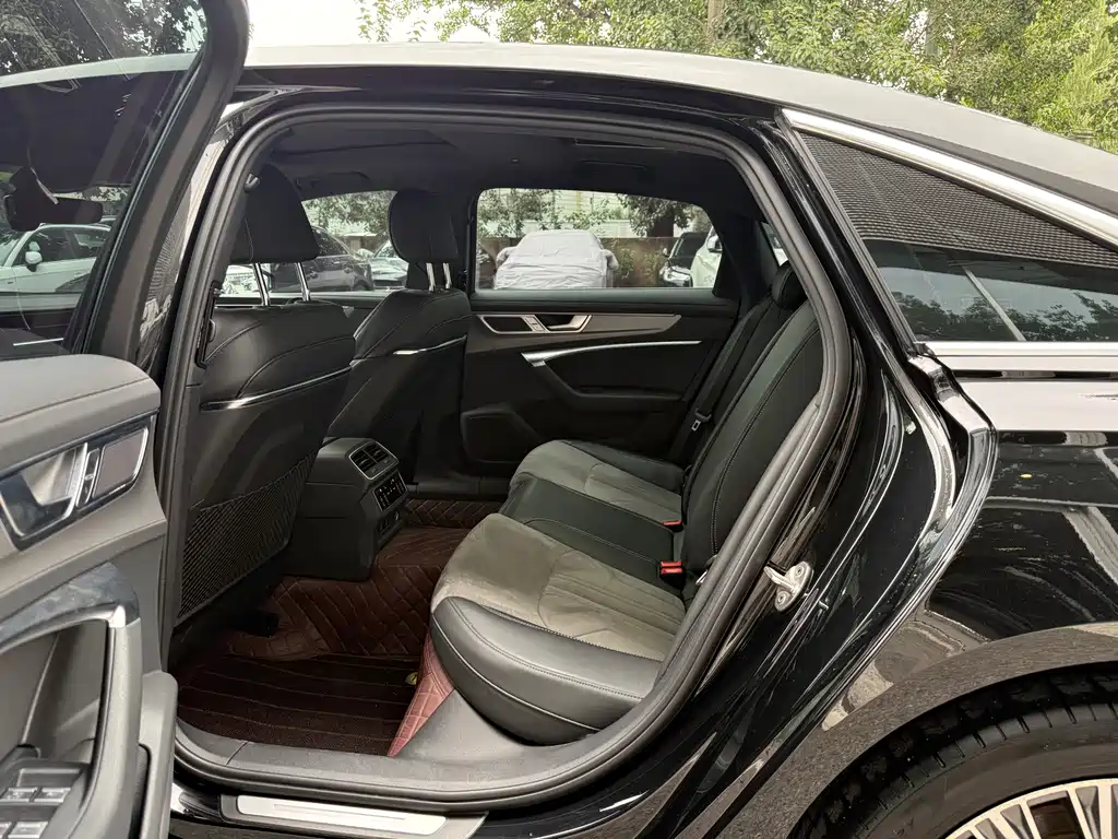 Audi A6L 2024