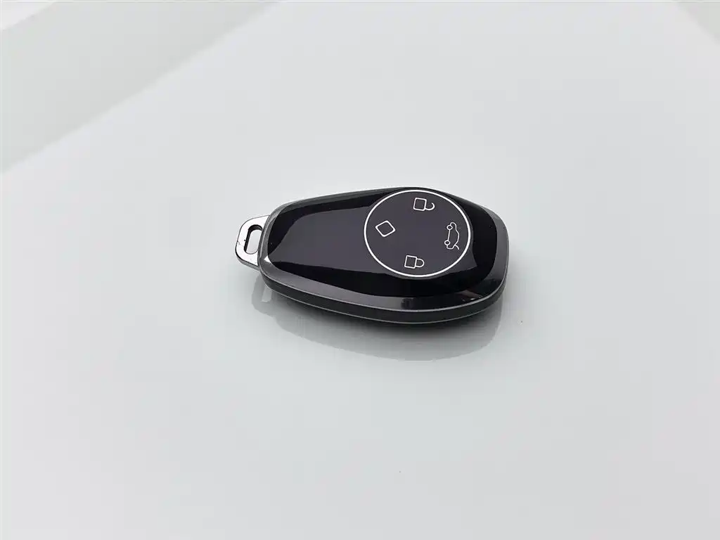 Leapmotor Zero Running T03 2024 — фото 19