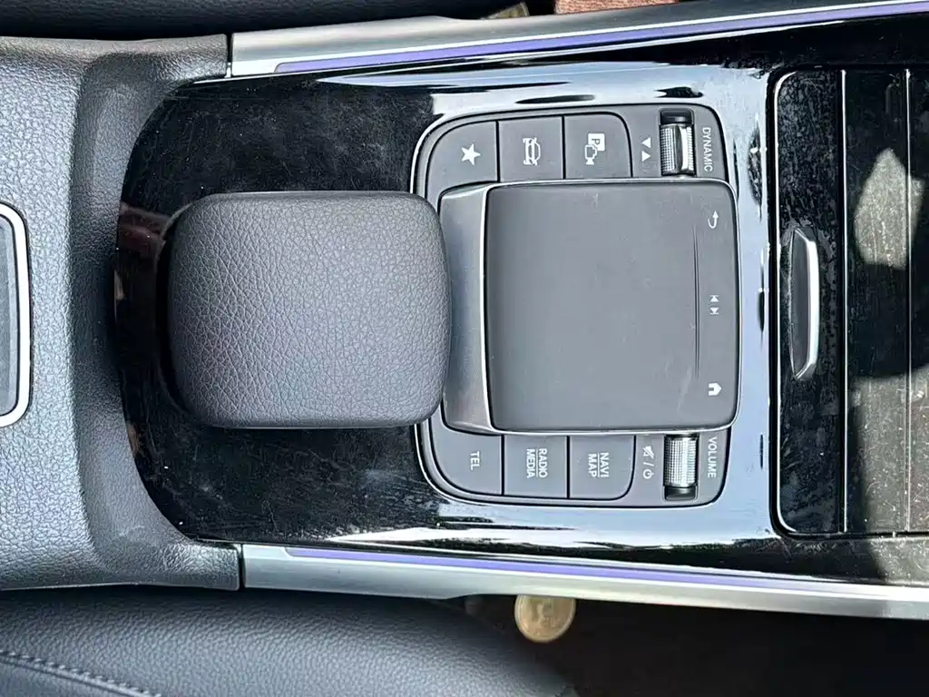Mercedes-Benz GLB 2021 — фото 10