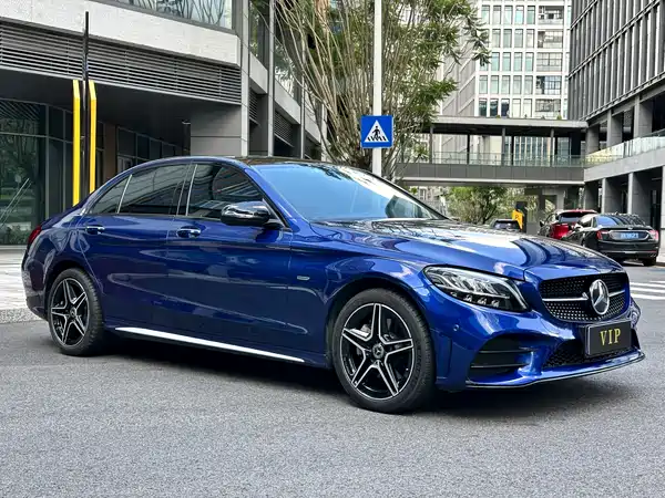 Mercedes-Benz C-Class 2021