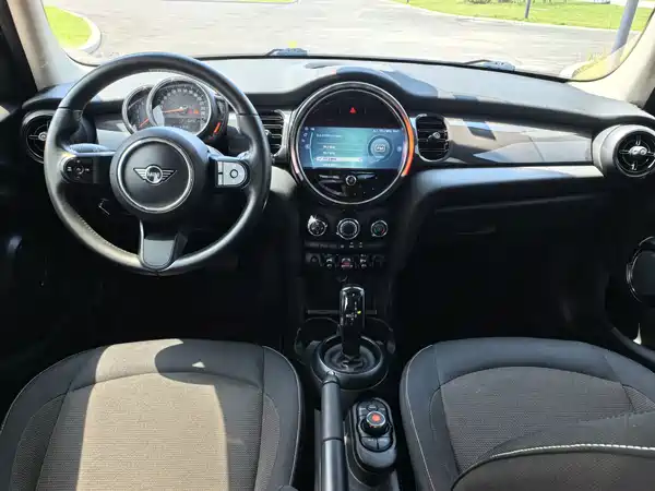 MINI 2022