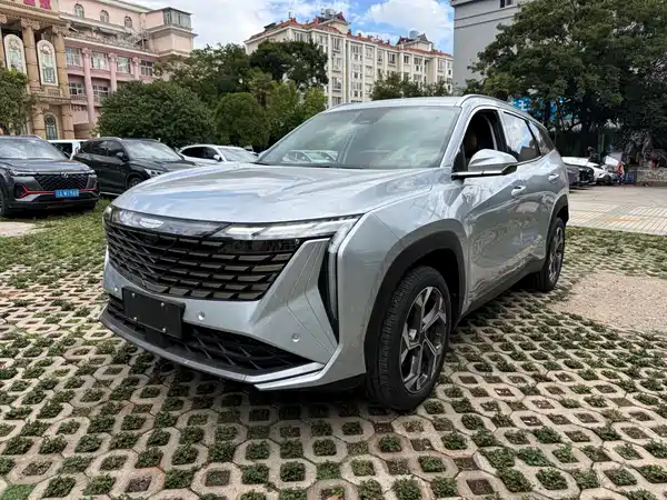 Geely Boyue L 2024