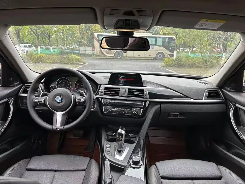 BMW 3 Series 2018