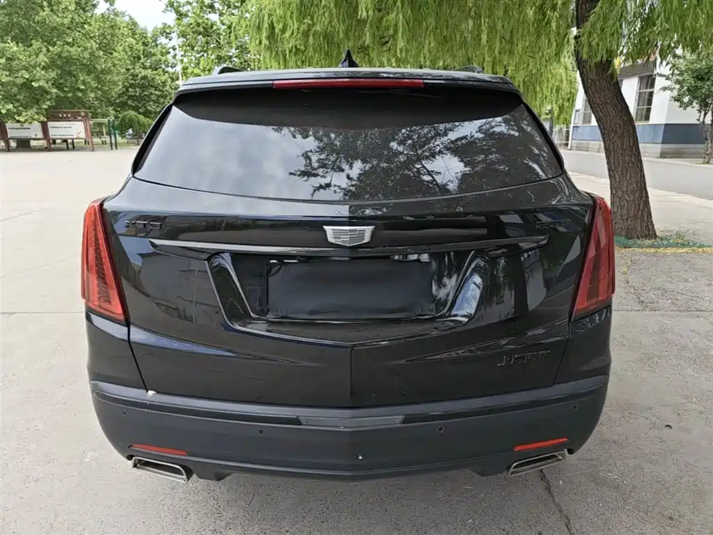 Cadillac XT5 2021 — фото 6