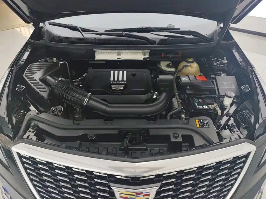 Cadillac XT5 2022 — фото 10
