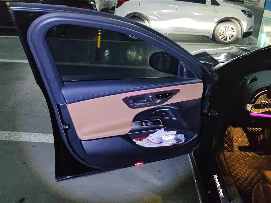 Mercedes-Benz E-Class 2024