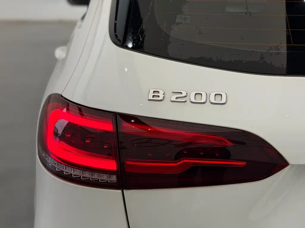 Mercedes-Benz B-Class 2022 — фото 8