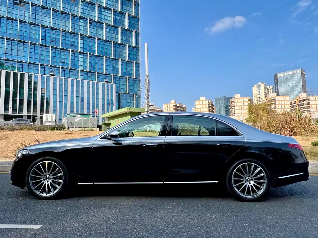 Mercedes-Benz S-Class 2023 — фото 3