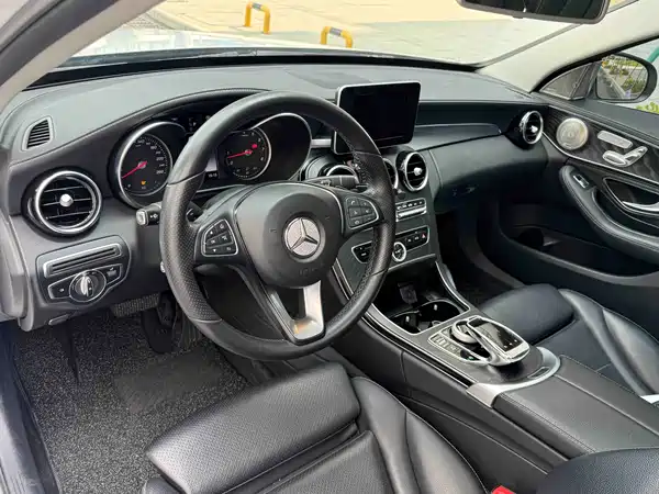 Mercedes-Benz C-Class 2018
