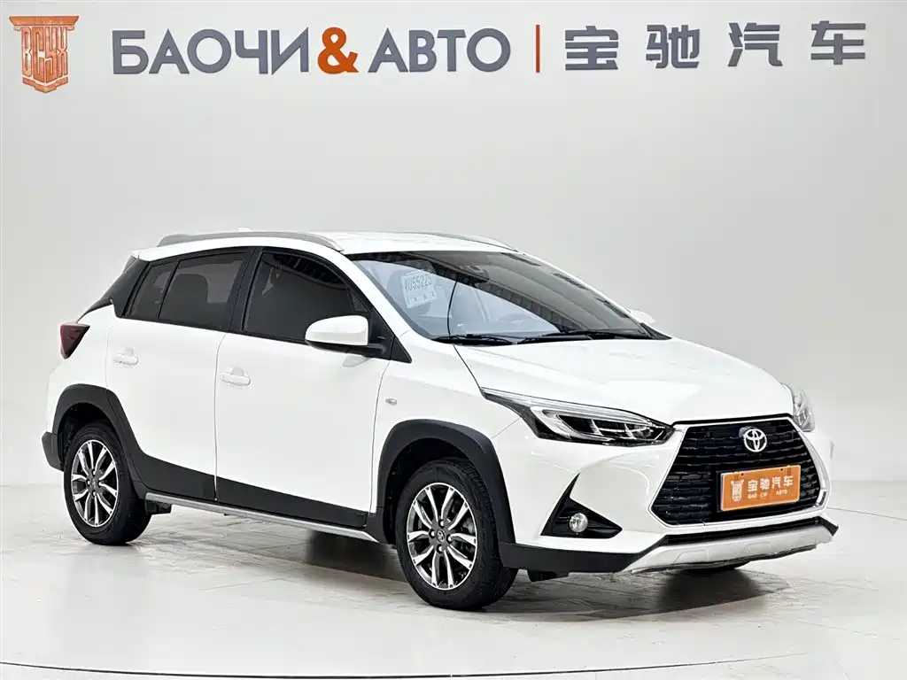 Toyota Yaris L 2022