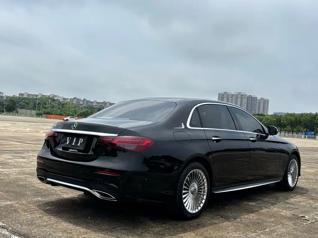 Mercedes-Benz E-Class 2021