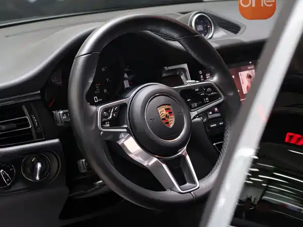 Porsche Macan 2020
