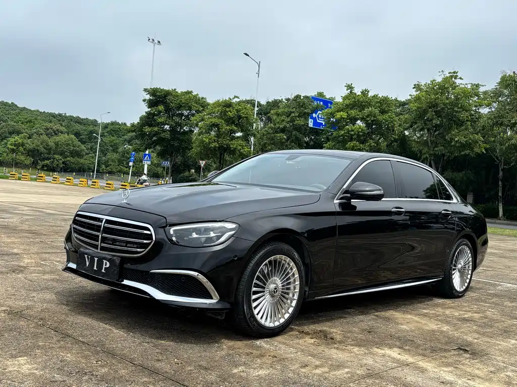 Mercedes-Benz E-Class 2021