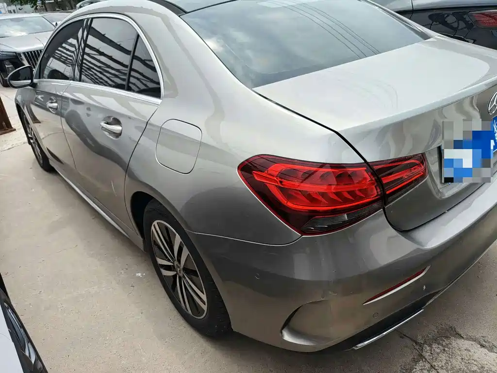 Mercedes-Benz A-Class 2020 — фото 9