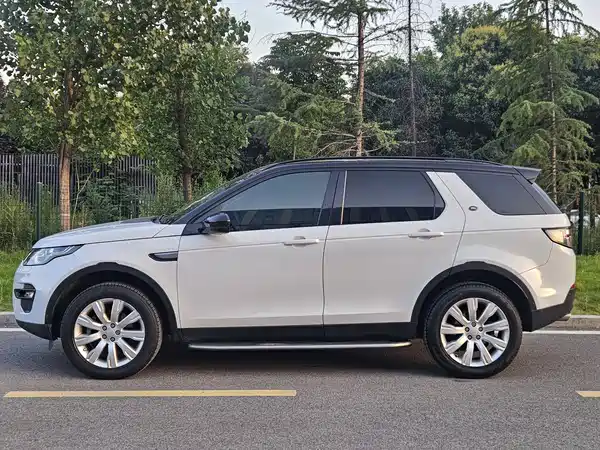 Land Rover Discovery Sport 2017