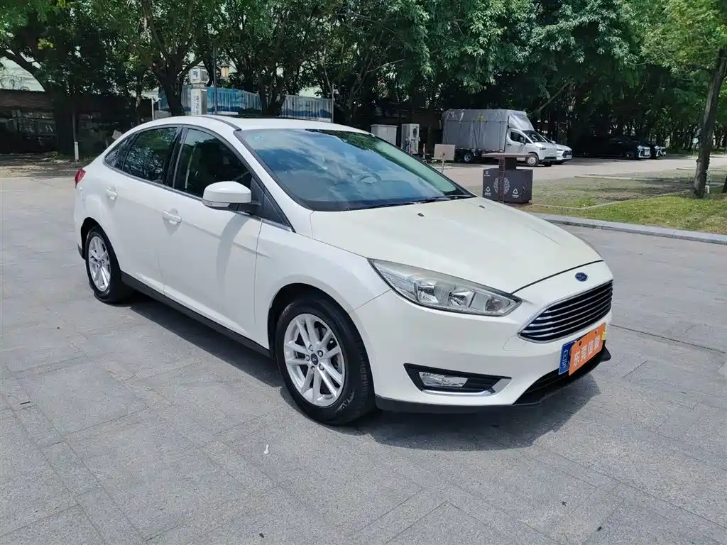 Ford Focus 2016 — фото 2