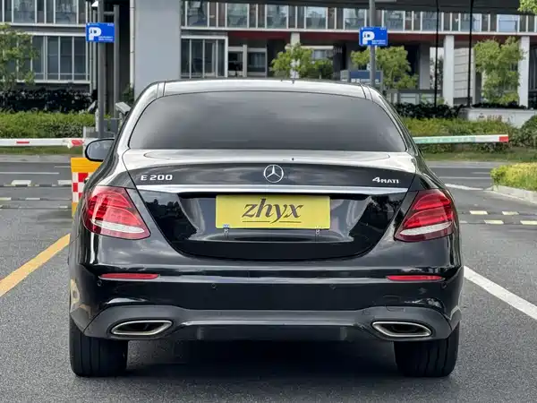 Mercedes-Benz E-Class 2018