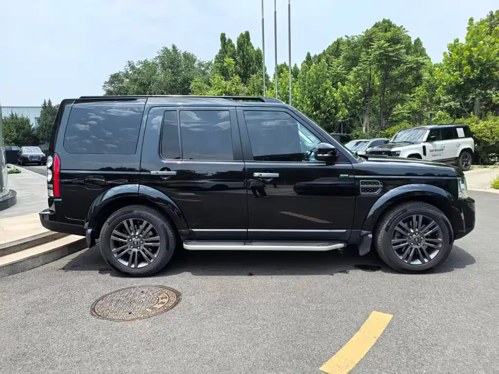 Land Rover Discovery 2017