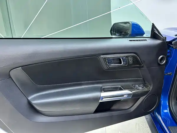 Ford Mustang 2020