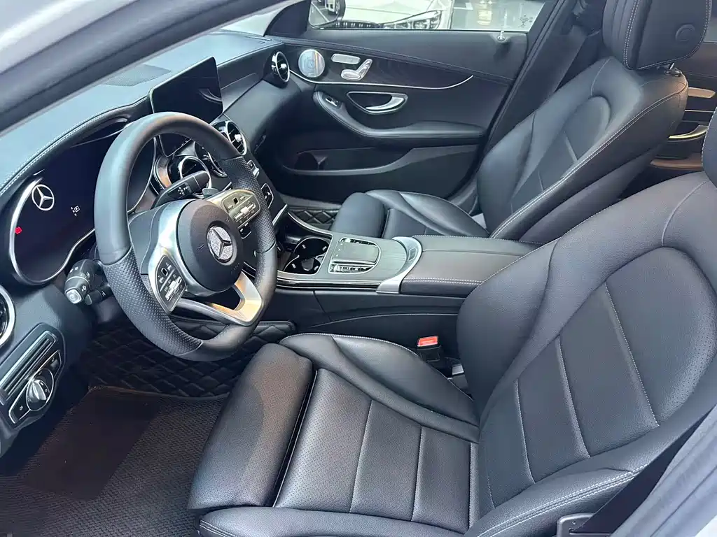 Mercedes-Benz C-Class 2021